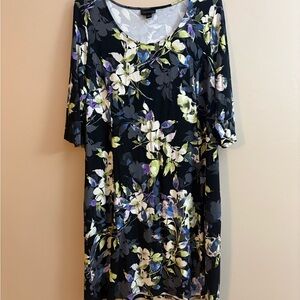 J. Jill Floral Print Dress with Short Sleeves Size Large!